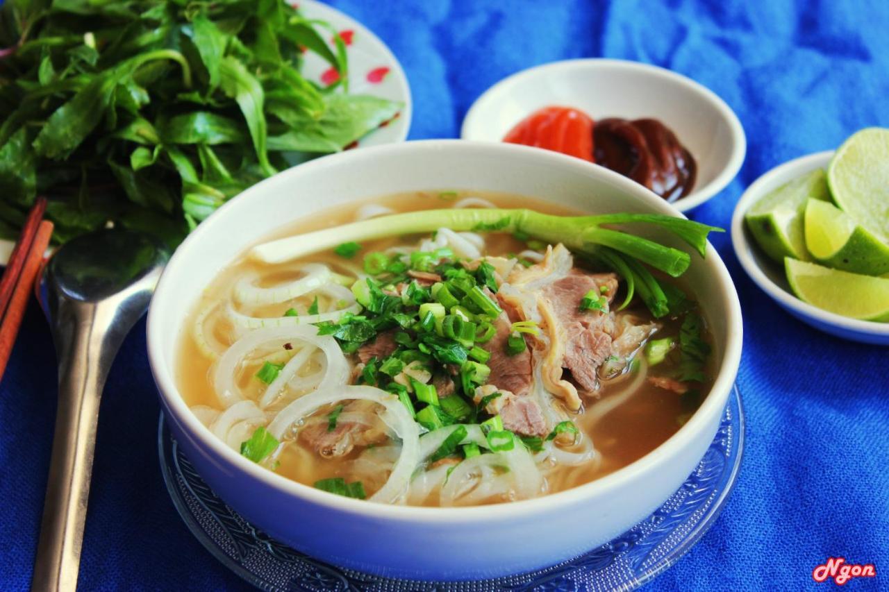 Nhà Nghỉ Diễm Quỳnh Noi Bai Esterno foto