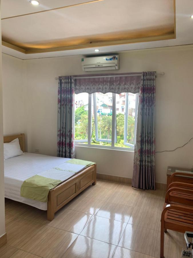 Nhà Nghỉ Diễm Quỳnh Noi Bai Esterno foto